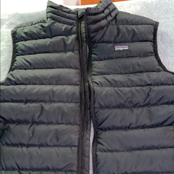 CHILDREN’S PUFFER PATAGONIA VEST. SIZE XL (12/14) - Picture 1 of 3